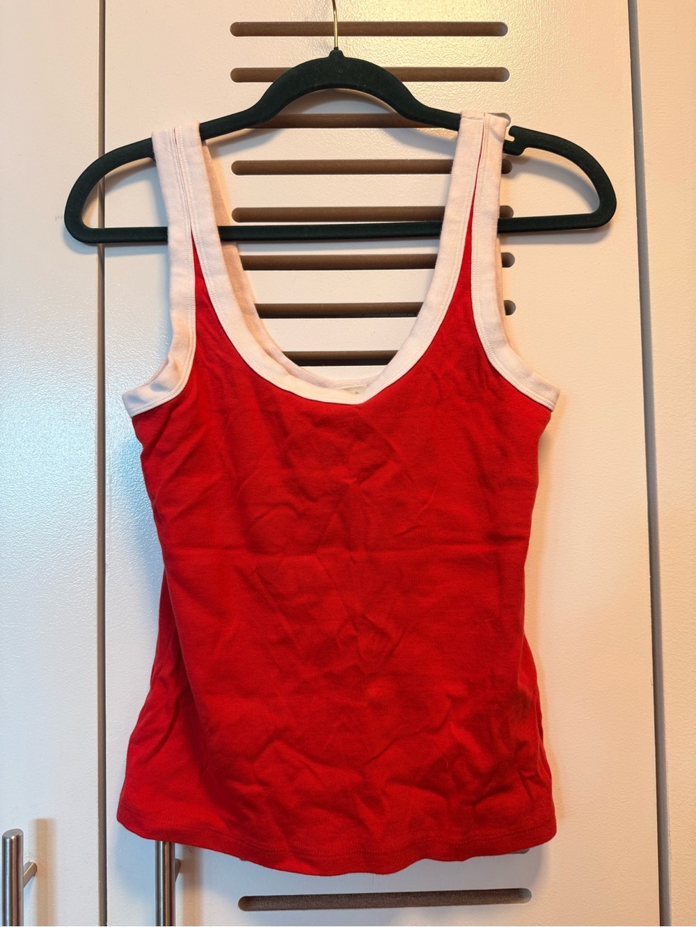 NWT Abercrombie & Fitch Vintage Ribbed Scoopneck Tank, Size Small in Red